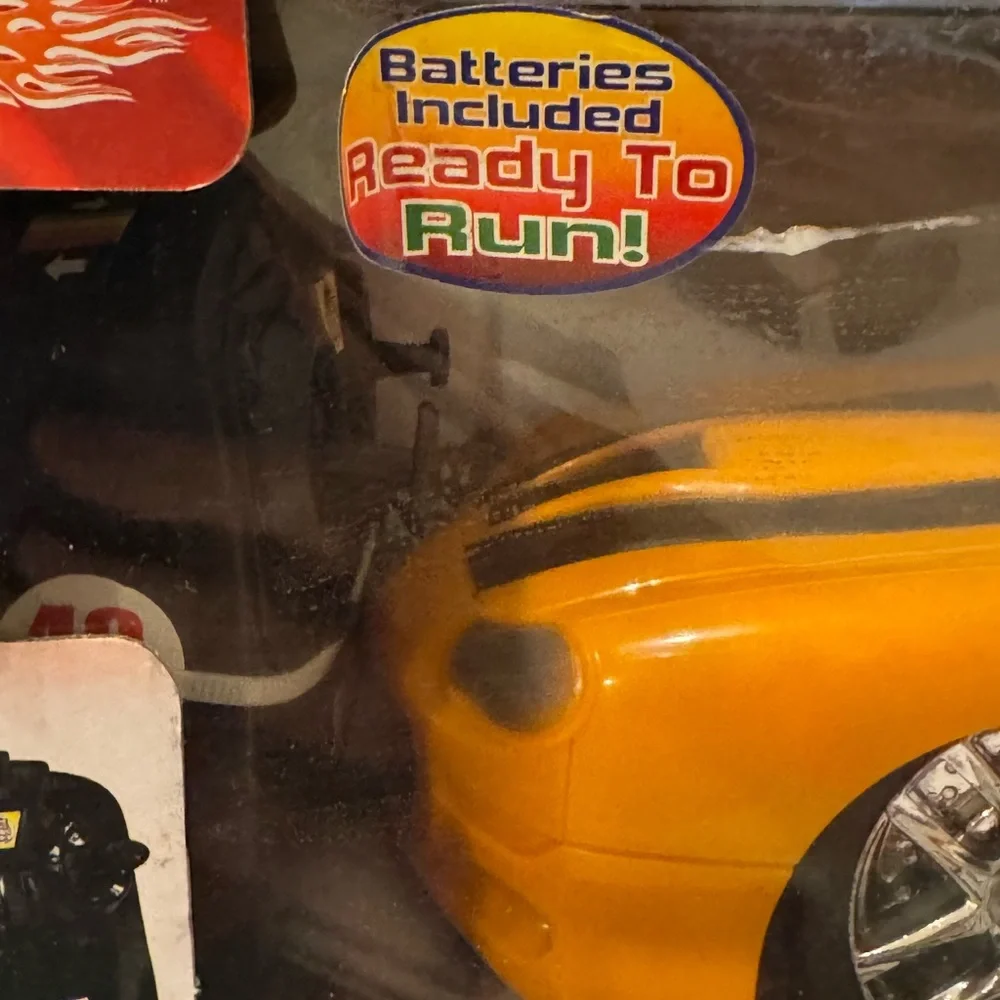 2014 CHEVY CAMARO RADIO CONTROL RC 1/14 Scale NOS CAR Factory Sealed